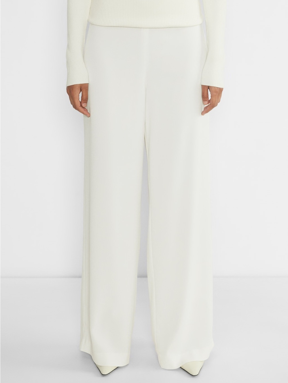 Babaton Strive Pant NWT